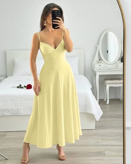 Deep Sweetheart Neck Flared Vanilla Maxi Dress